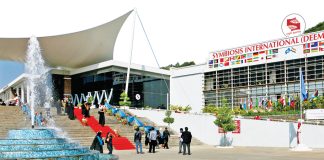 Opportunities For Online Management, Technology, And Humanities Education b2b